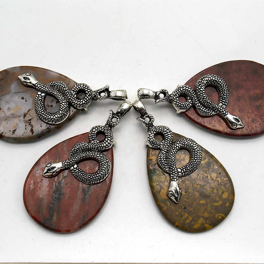 Кулон из яшмы "Змея на камне" 68*35 мм