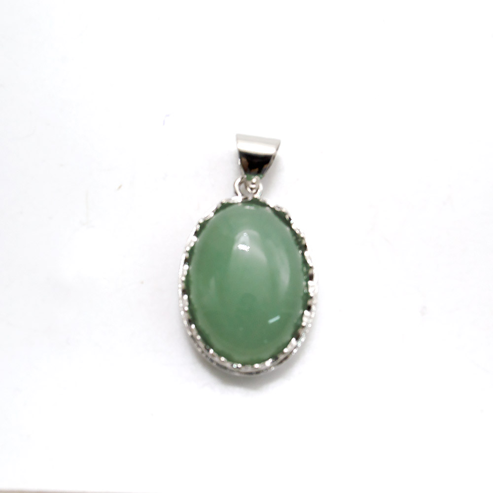 Кулон из авантюрина зеленого в оправе 22*26 мм