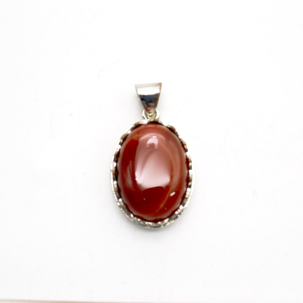 Фото товара кулон из сердолика в оправе 22*26 мм