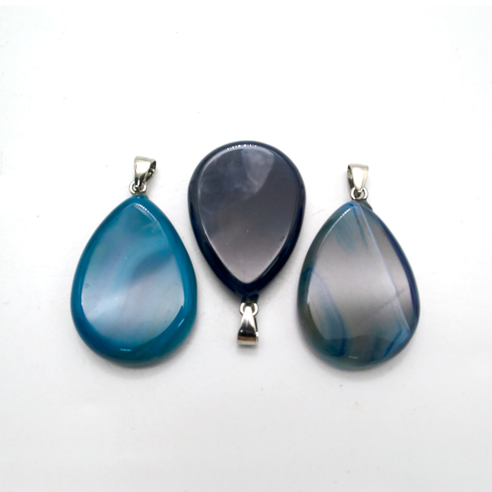 Фото товара кулон из агата тонированного сине-зеленого капля 35*25 мм