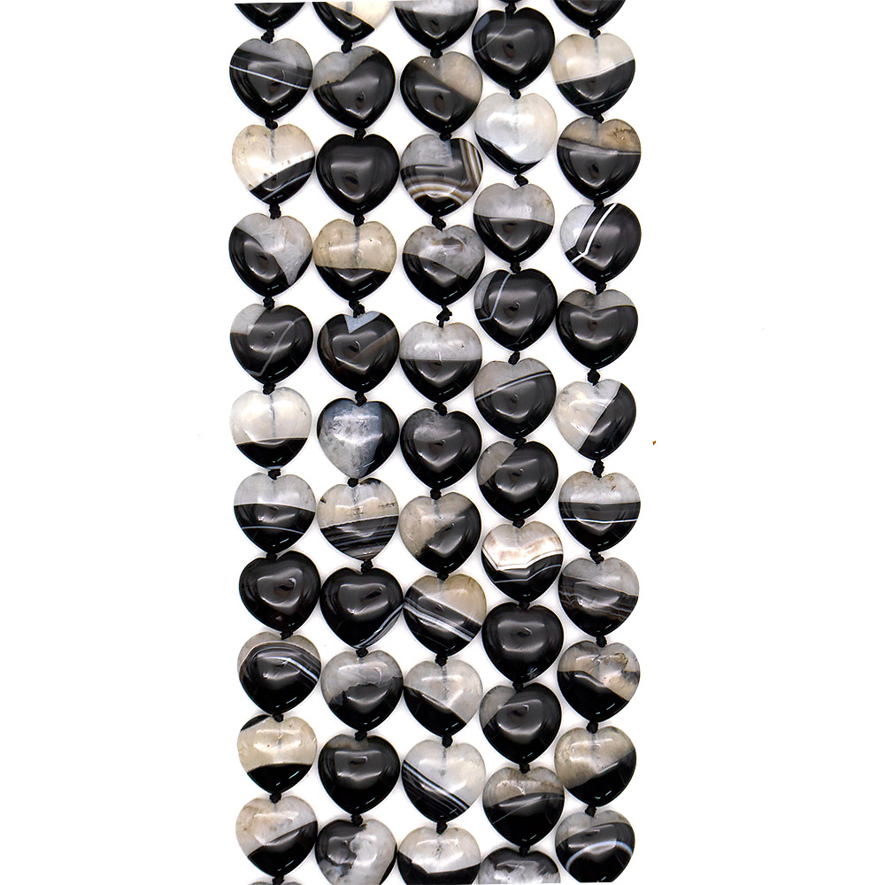 Агат черный с кварцем белым сердце 19*19 мм