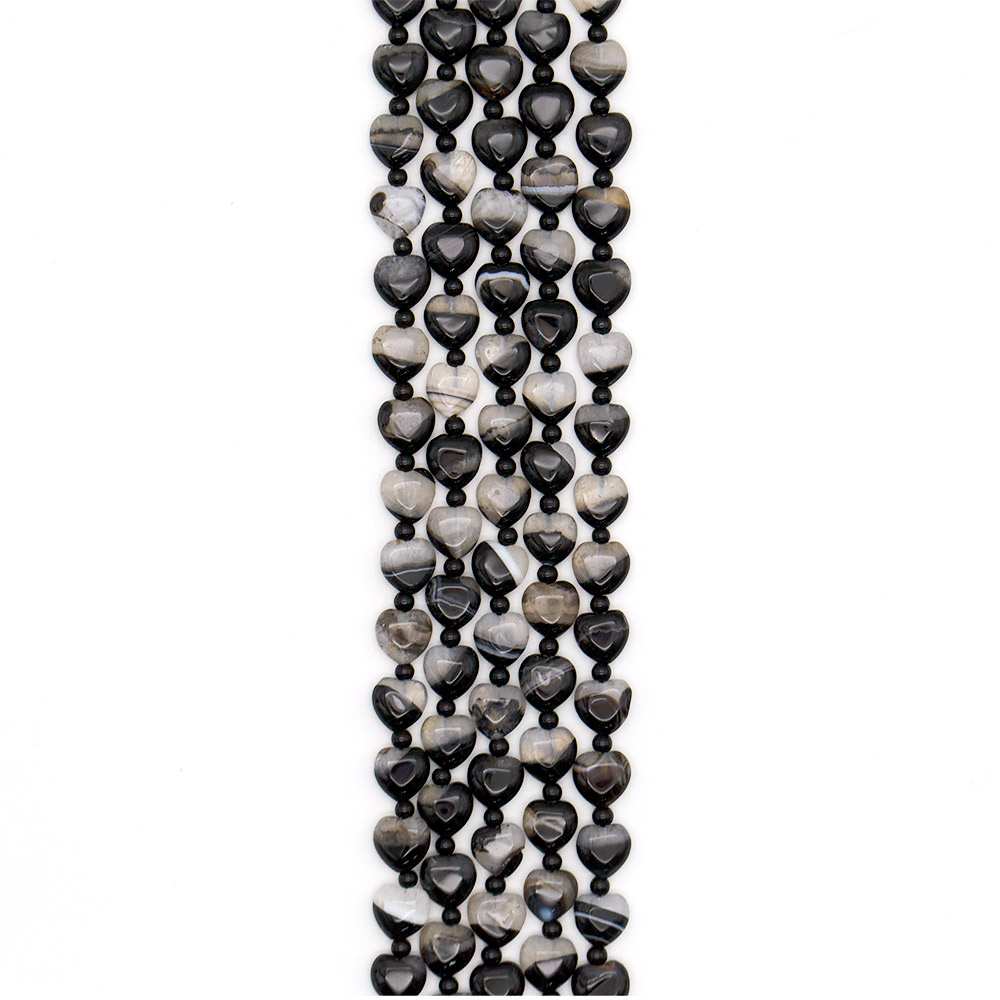 Фото товара агат черный с кварцем белым сердце 11*11 мм