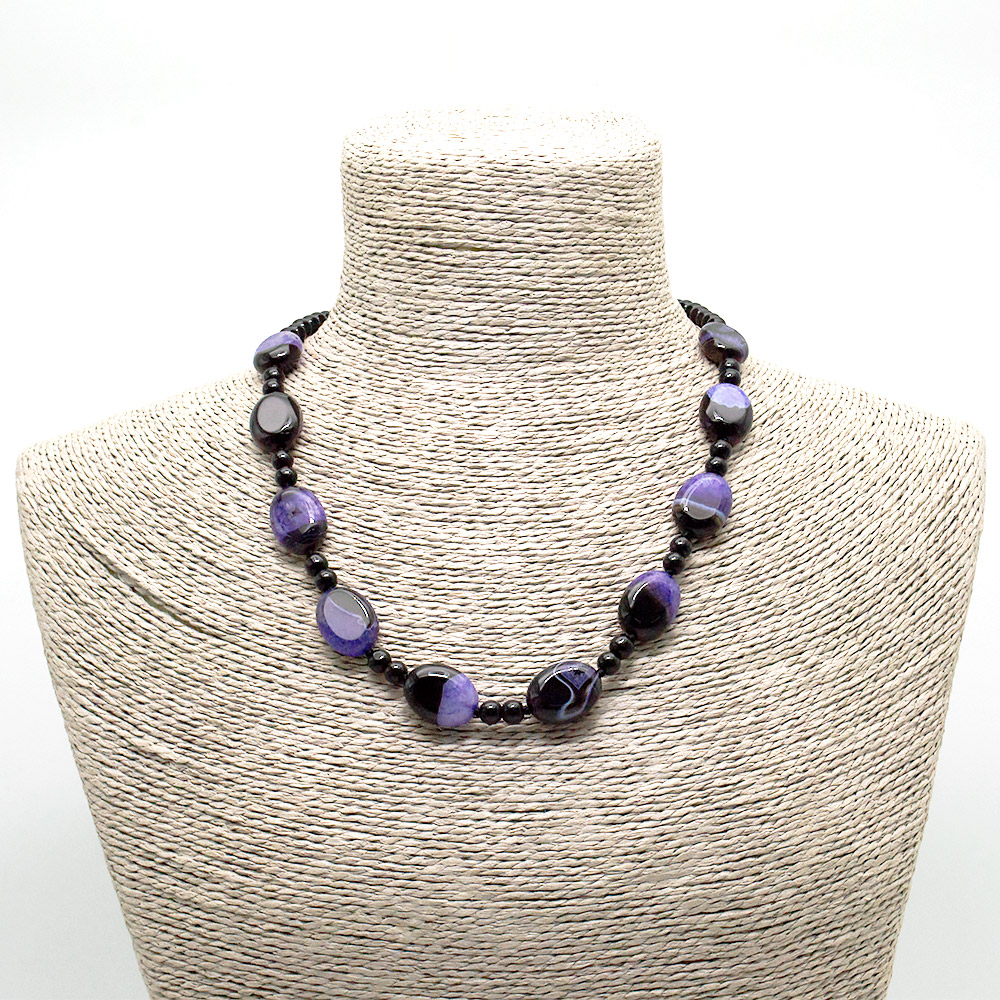 Фото товара бусы из агата с кварцем тонированным фиолетовым таблетка овальная 20*15 мм