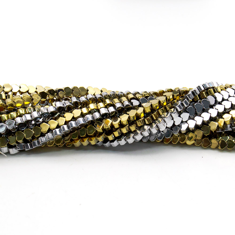 Фото товара гематит с покрытием золото сердце плоское 3*3 мм