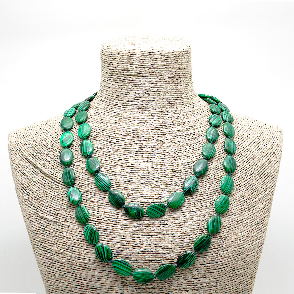 Фото товара бусы из малахита имитации таблетка овальная