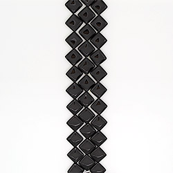 Фото товара агат ромб цвет черный 25*25 мм