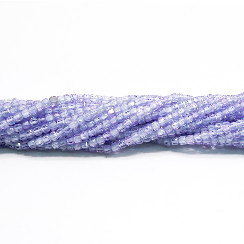 Фото товара циркон цвет аметист лавандовый кубик 2.5*2.5 мм грань