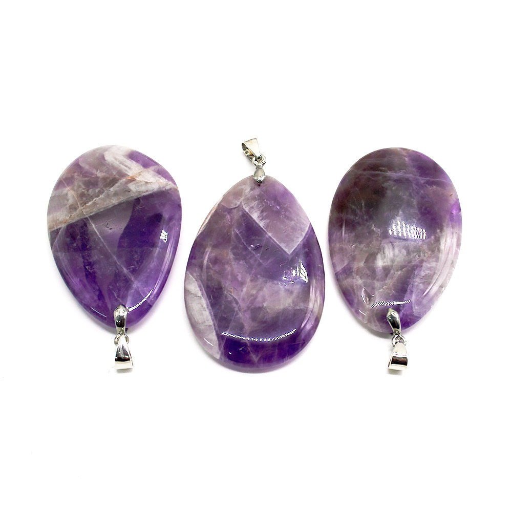 Фото товара кулон из аметиста овальный 55*35 мм