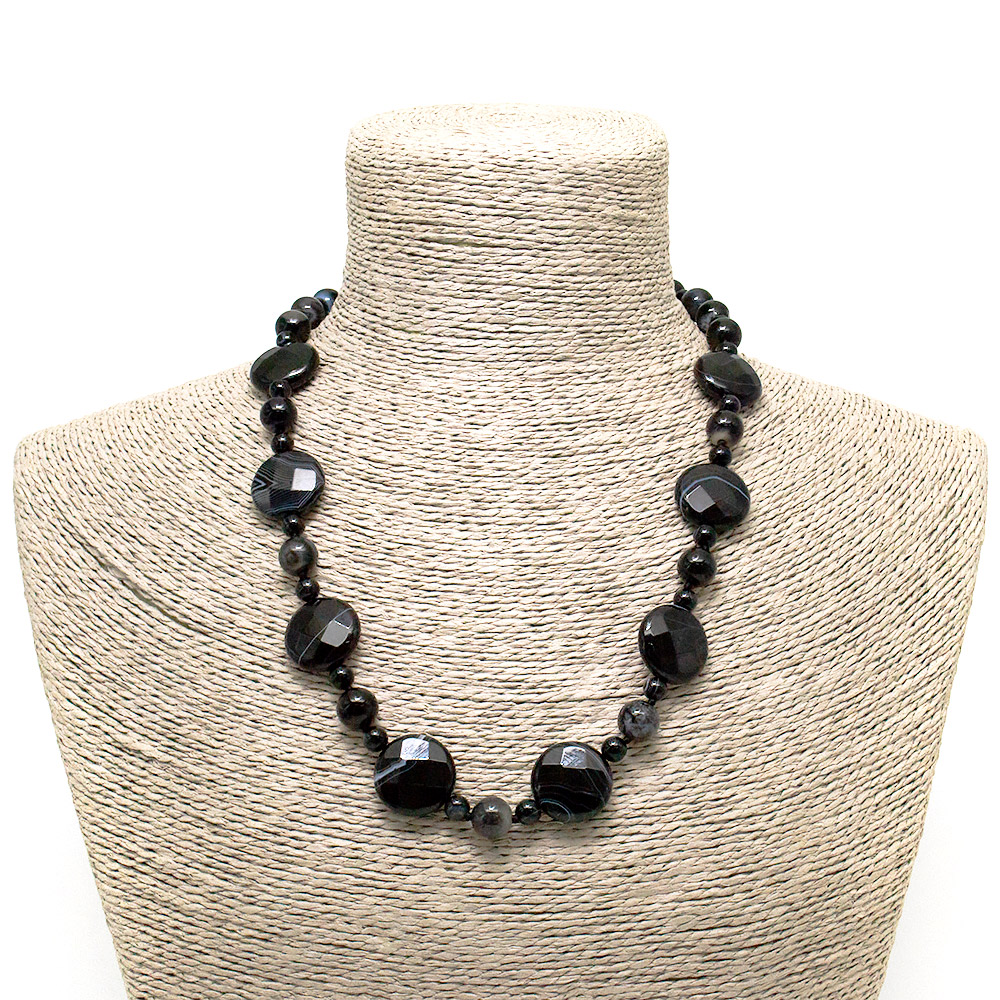 Фото товара бусы из агата чёрного таблетка круглая 20мм граненая