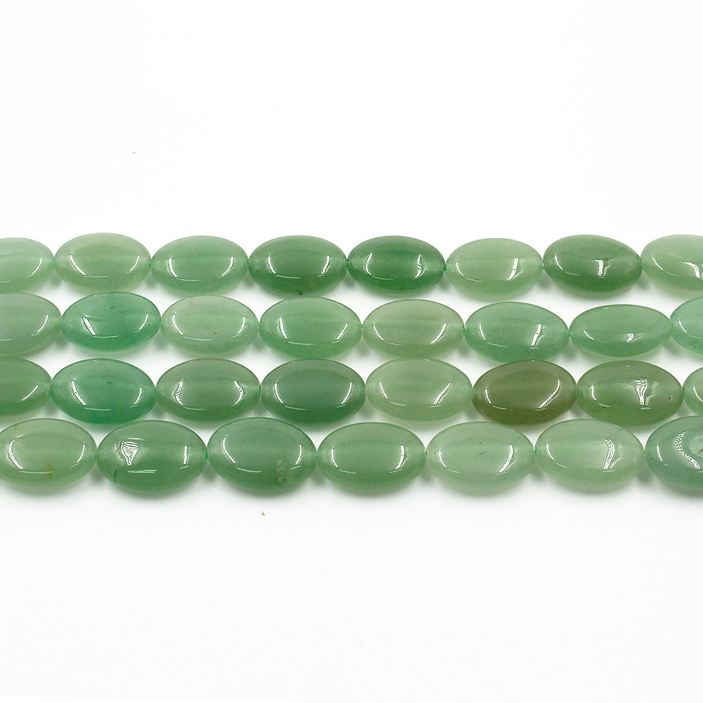 Фото товара авантюрин зеленый натура таблетка 18*13*6 мм