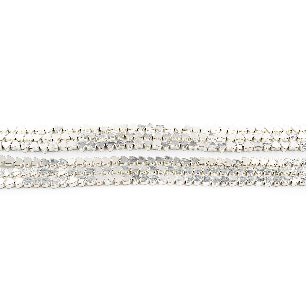 Гематит цвет белое серебро сердце плоское 4 мм