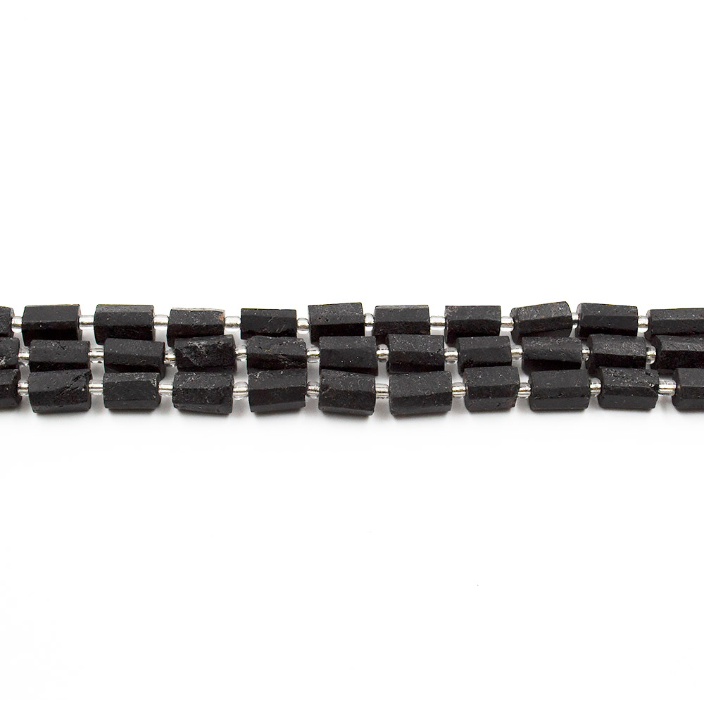 Фото товара турмалин черный матовый цилиндр с гранями 11*7 мм