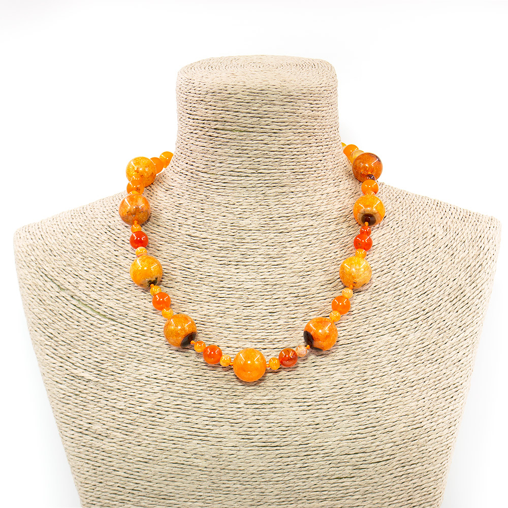 Фото товара бусы из агата с кварцем оранжевые шар 18 мм