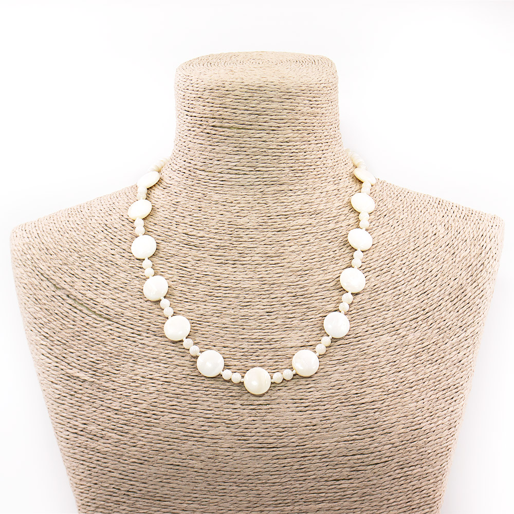 Фото товара бусы из перламутра таблетка 14 мм