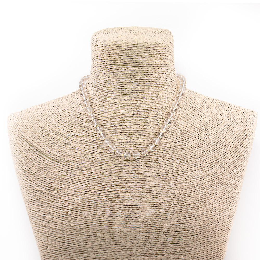 Фото товара бусы из горного хрусталя шар 8 мм со вставками из гематита