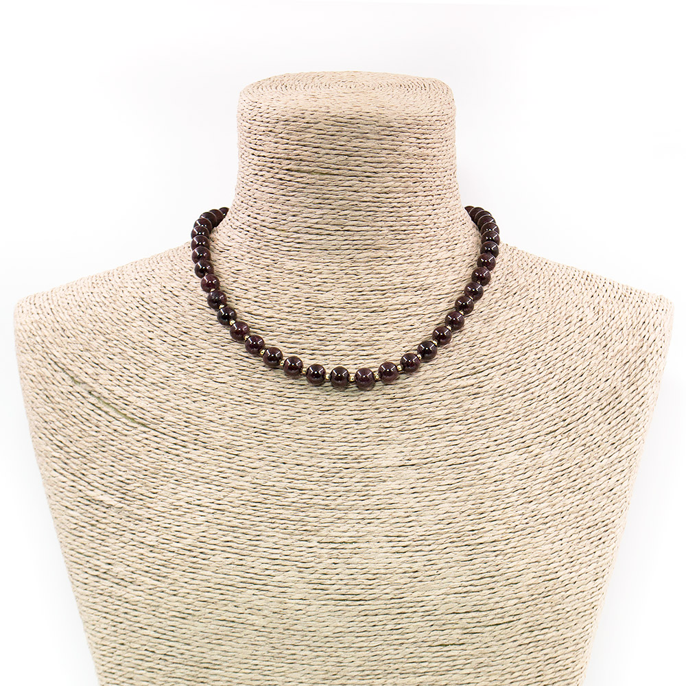 Фото товара бусы из граната шар 8 мм со вставками из гематита