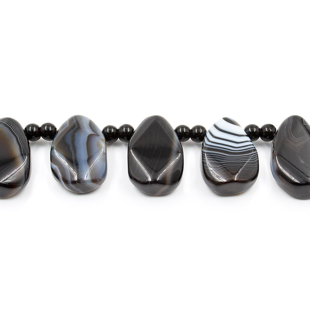 Фото товара агат таблетка лепесток цвет черный через шарик 30*20 мм