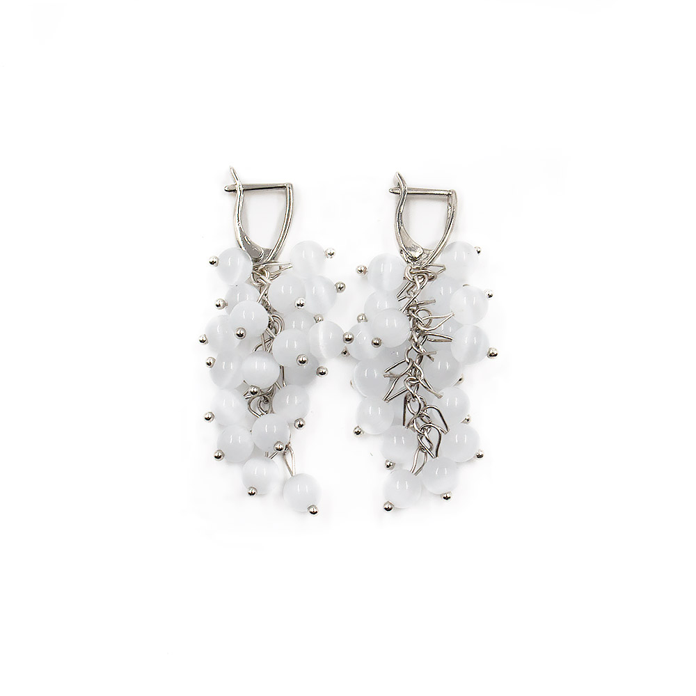 Серьги "Гроздь" кошачий глаз имтация 6 мм белые