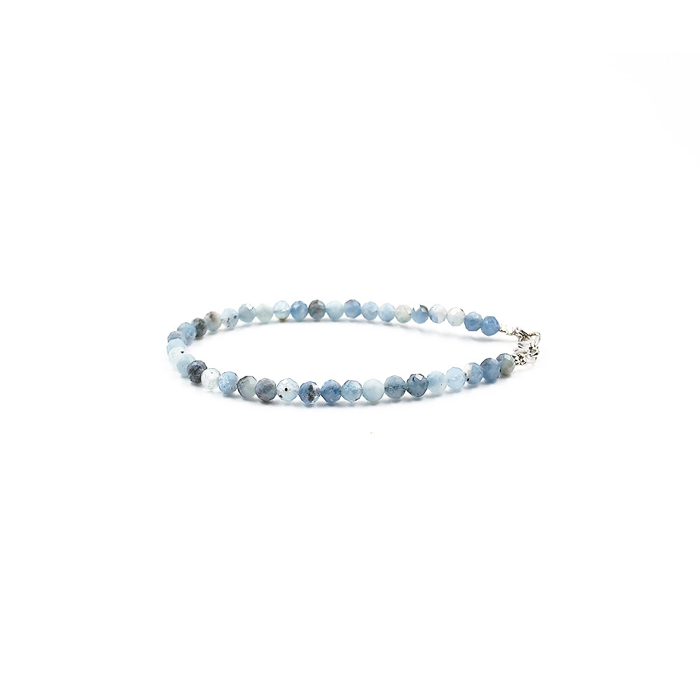 Браслет из аквамарина шар 4 мм грань