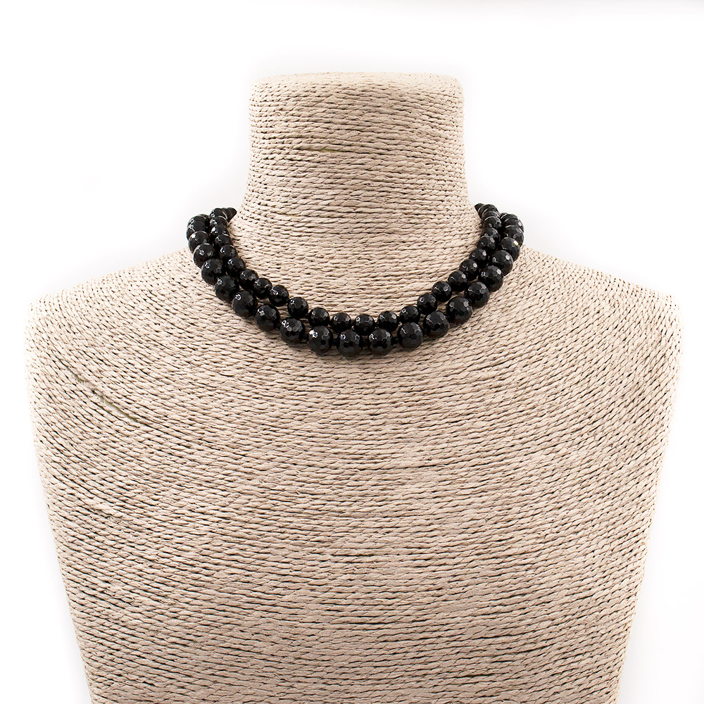 Фото товара бусы из оникса черного граненого шар