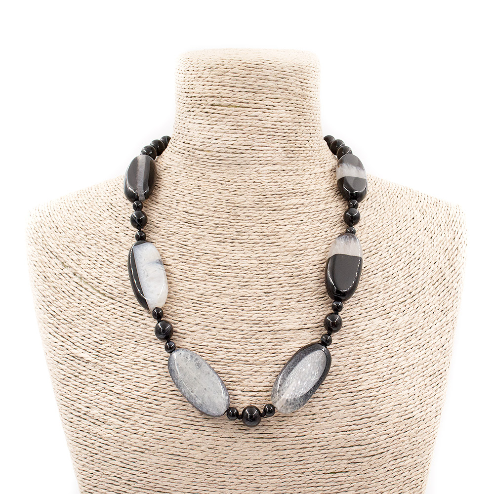 Фото товара бусы из агата черного с кварцем таблетка овальная 20*40 мм