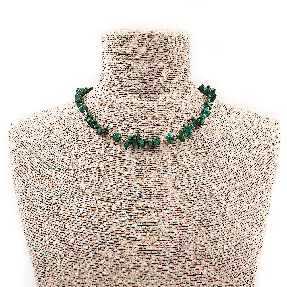 Фото товара бусы-чокер из малахита шар с крошкой и вставками из гематита цвет золото