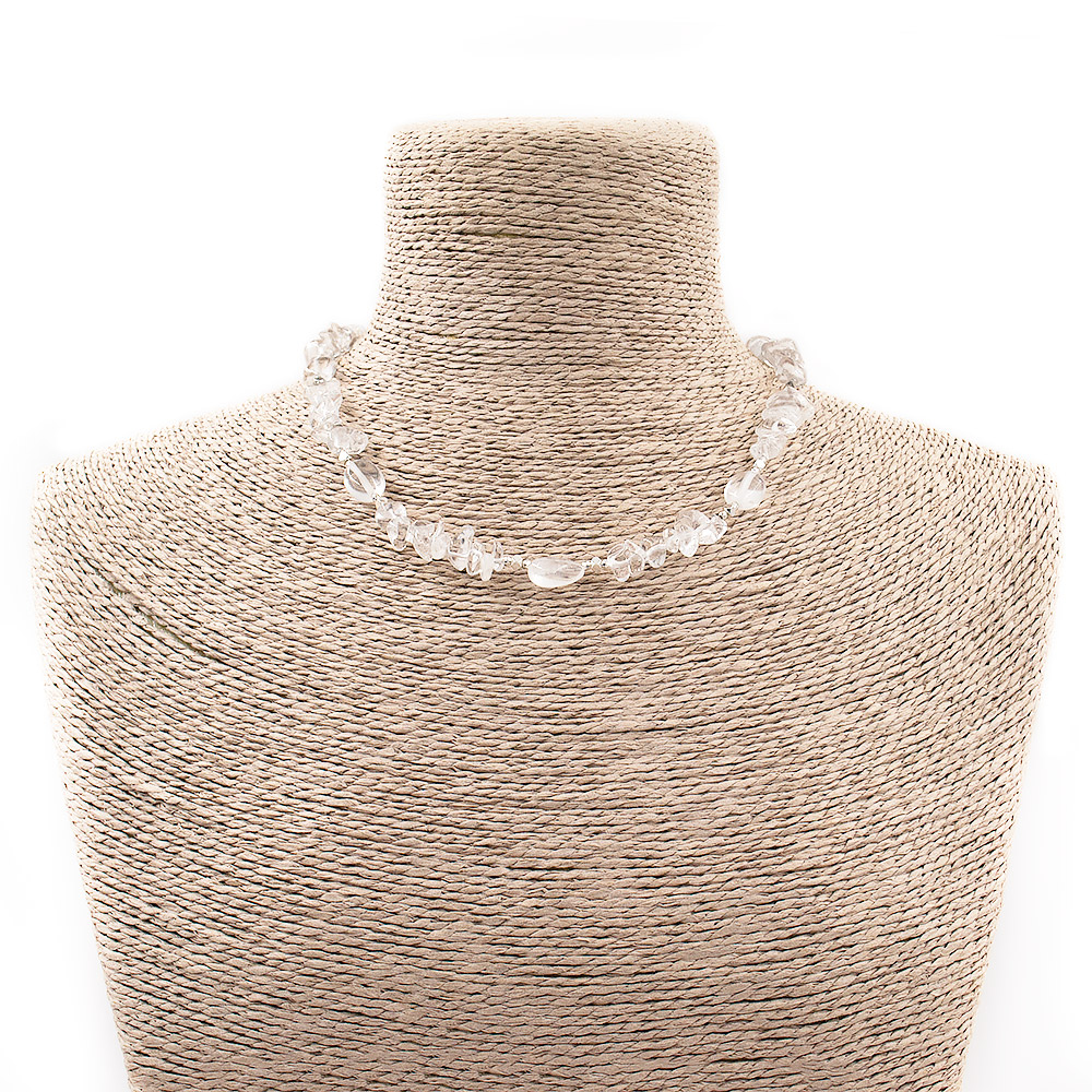 Бусы-чокер из горного хрусталя галтовки с крошкой и вставками из гематита цвет серебро