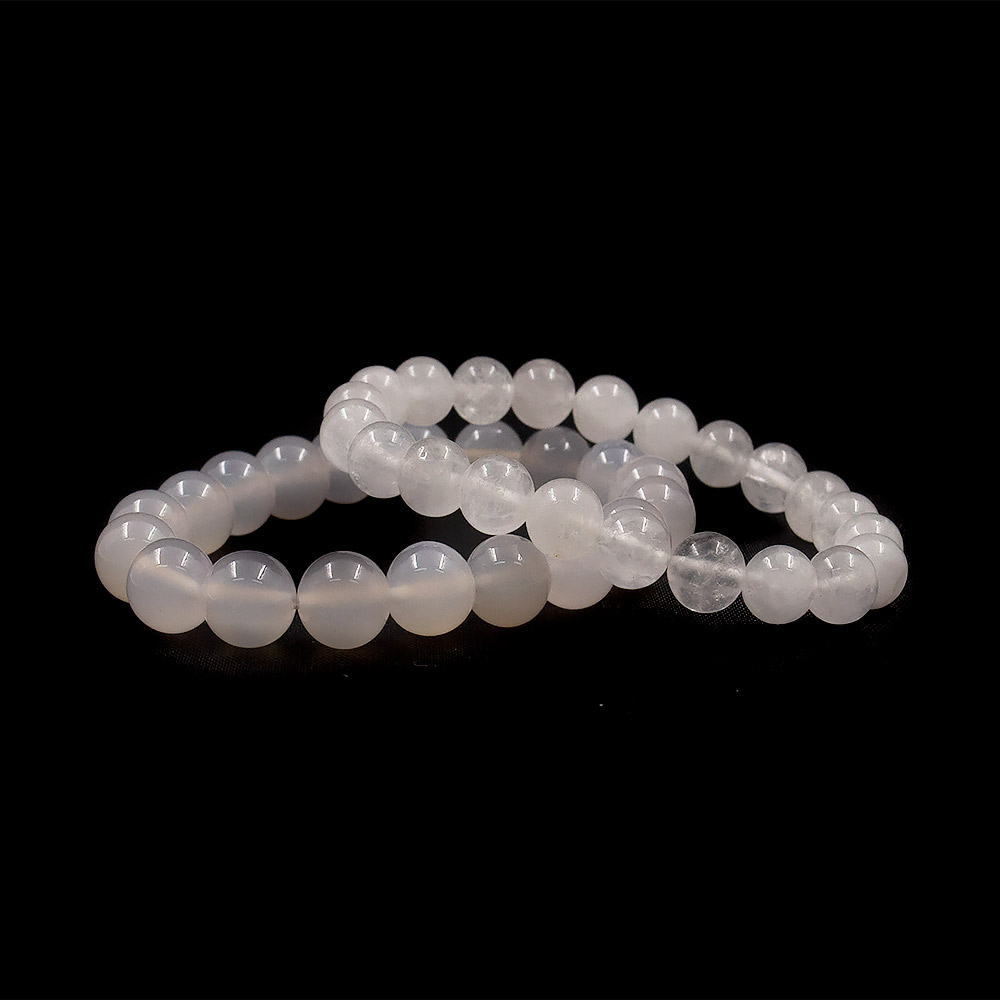 Браслет из халцедона белого шар
