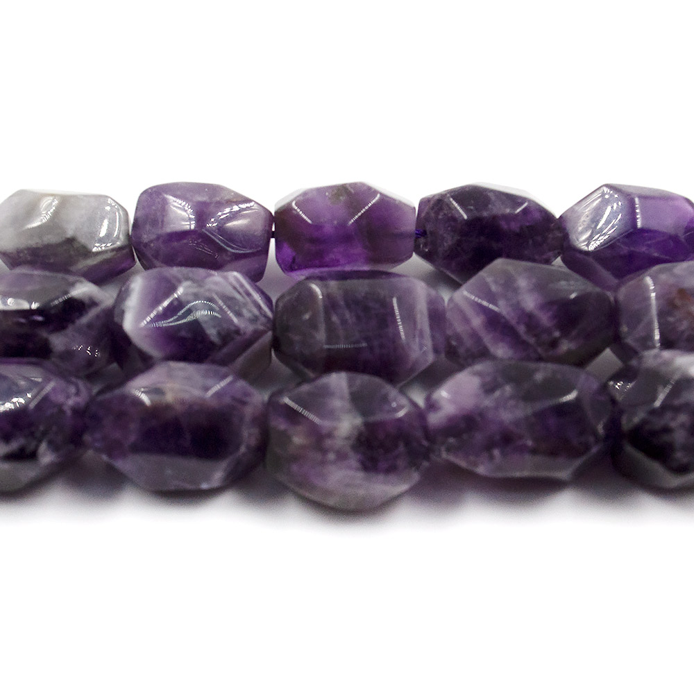 Фото товара аметист темный галтовка с гранями 19*15 мм