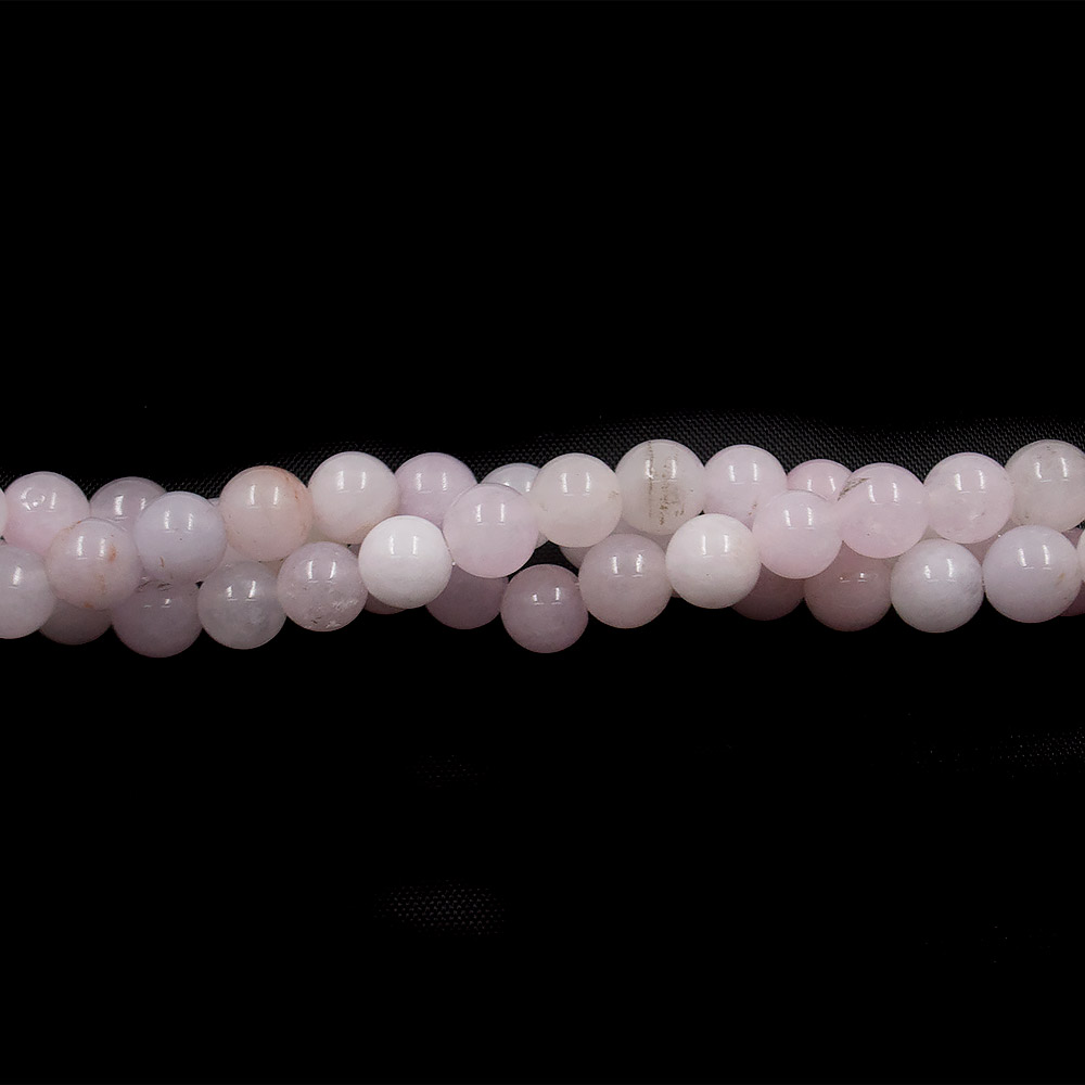 Кварц тонированный бледно-розовый шар 8 мм