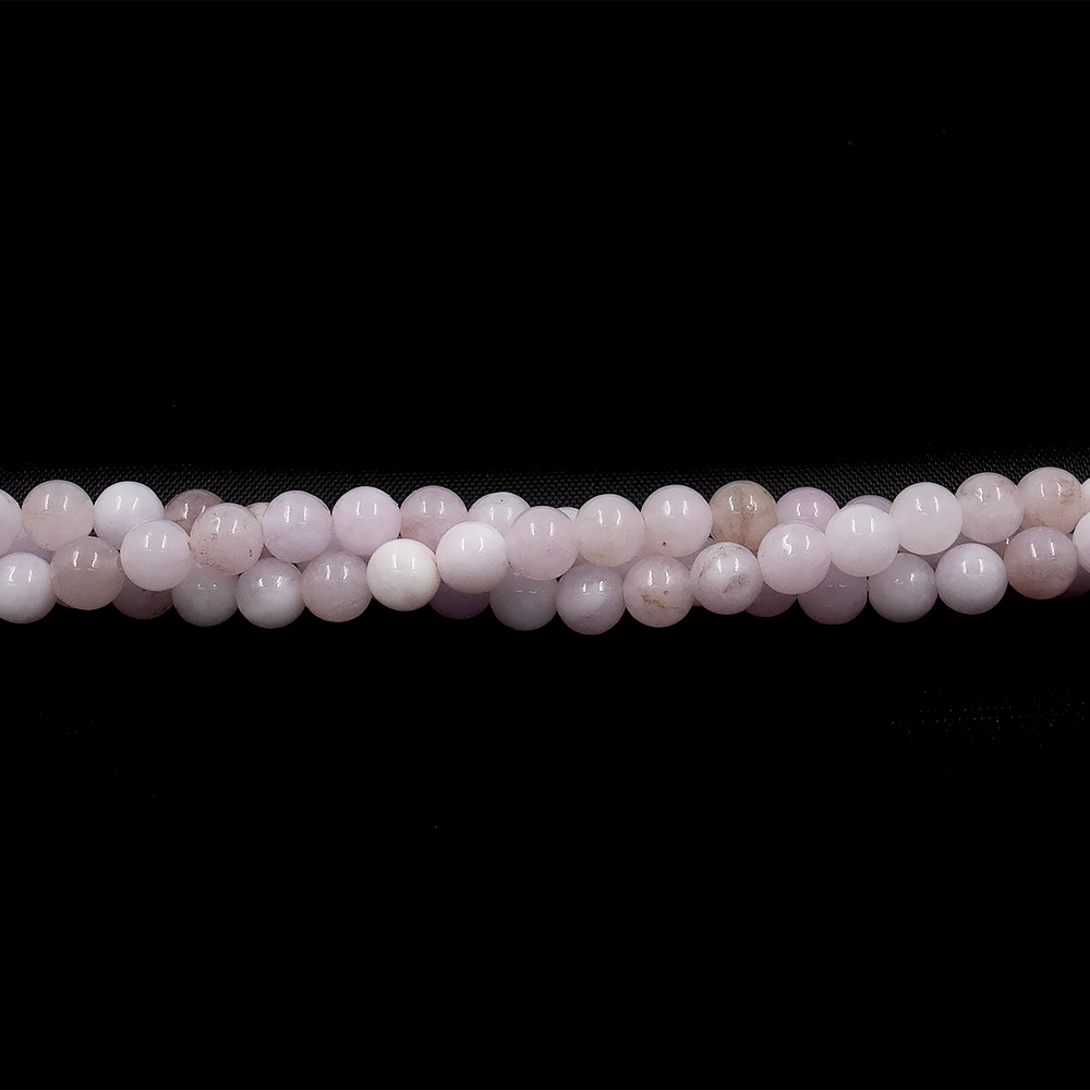 Кварц тонированный бледно-сиреневый шар 6 мм