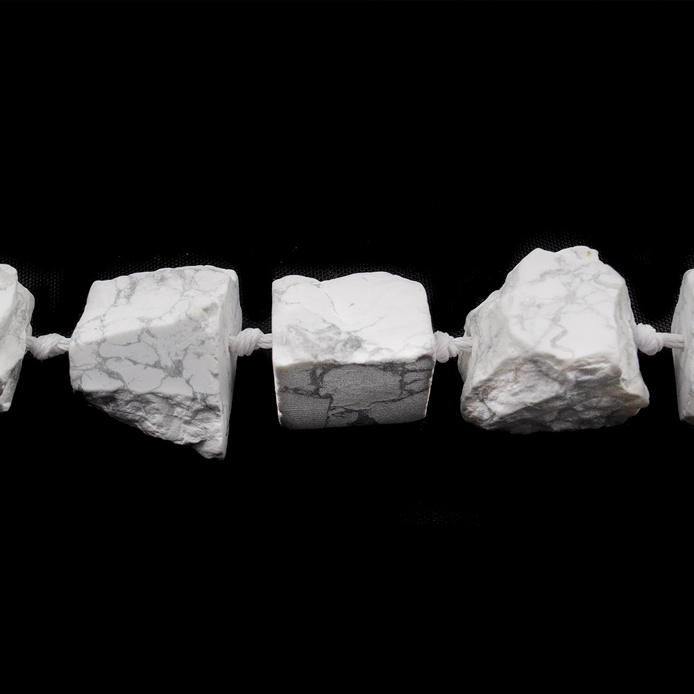 Фото товара кахолонг галтовка необработанная 28*18 мм