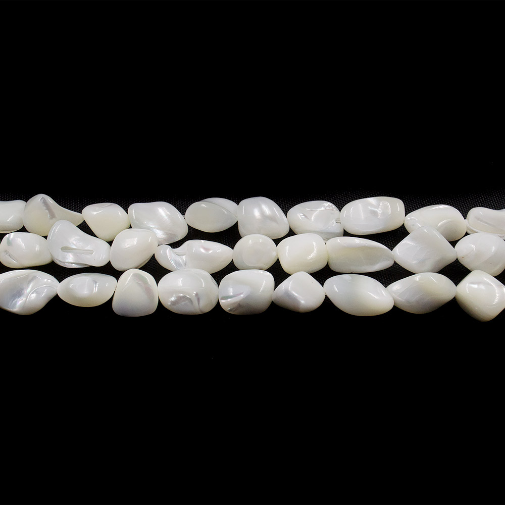 Фото товара перламутр молочный галтовка 7*11 мм