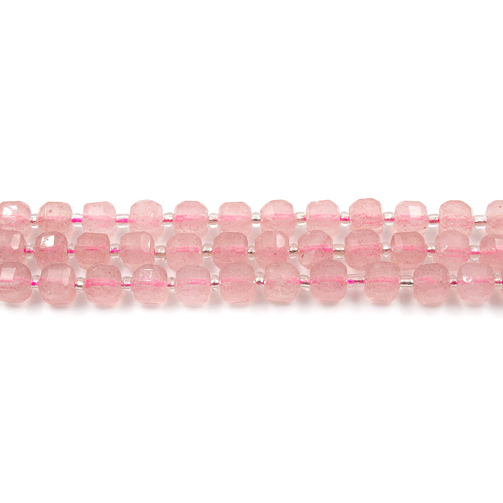 Фото товара земляничный кварц кубик граненый 7*7 мм