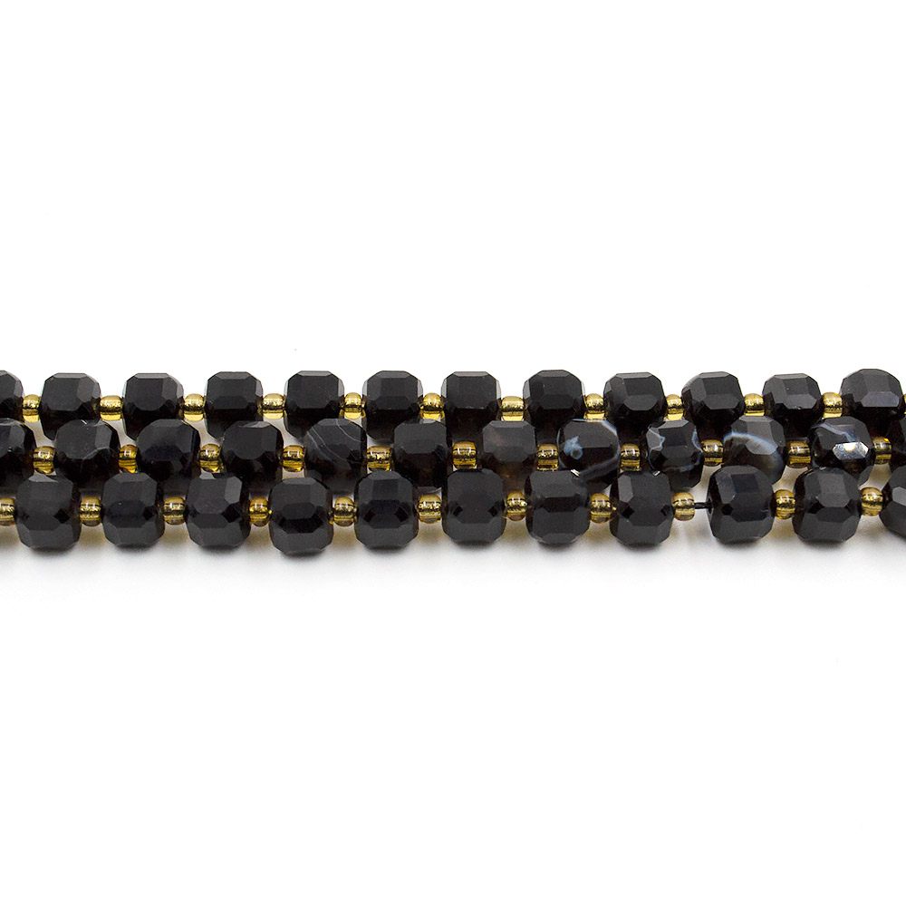 Фото товара агат кубик цвет черный грань