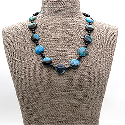 Фото товара бусы из агата с кварцем тонированным голубым таблетка круглая 20 мм