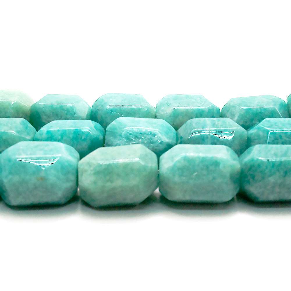 Флюорит галтовка необработанная 28*23 мм