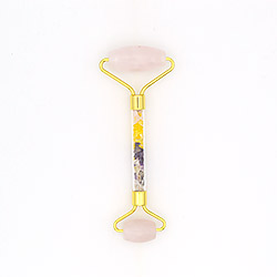 Фото товара массажер роликовый из розового кварца с ручкой из самоцветов