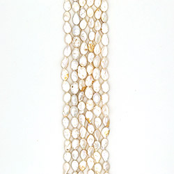 Жемчуг барочный белый "овал" 18*12 мм