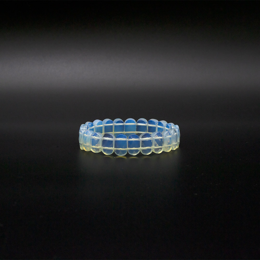 Фото товара браслет из лунного камня имитации 14*9 мм грань