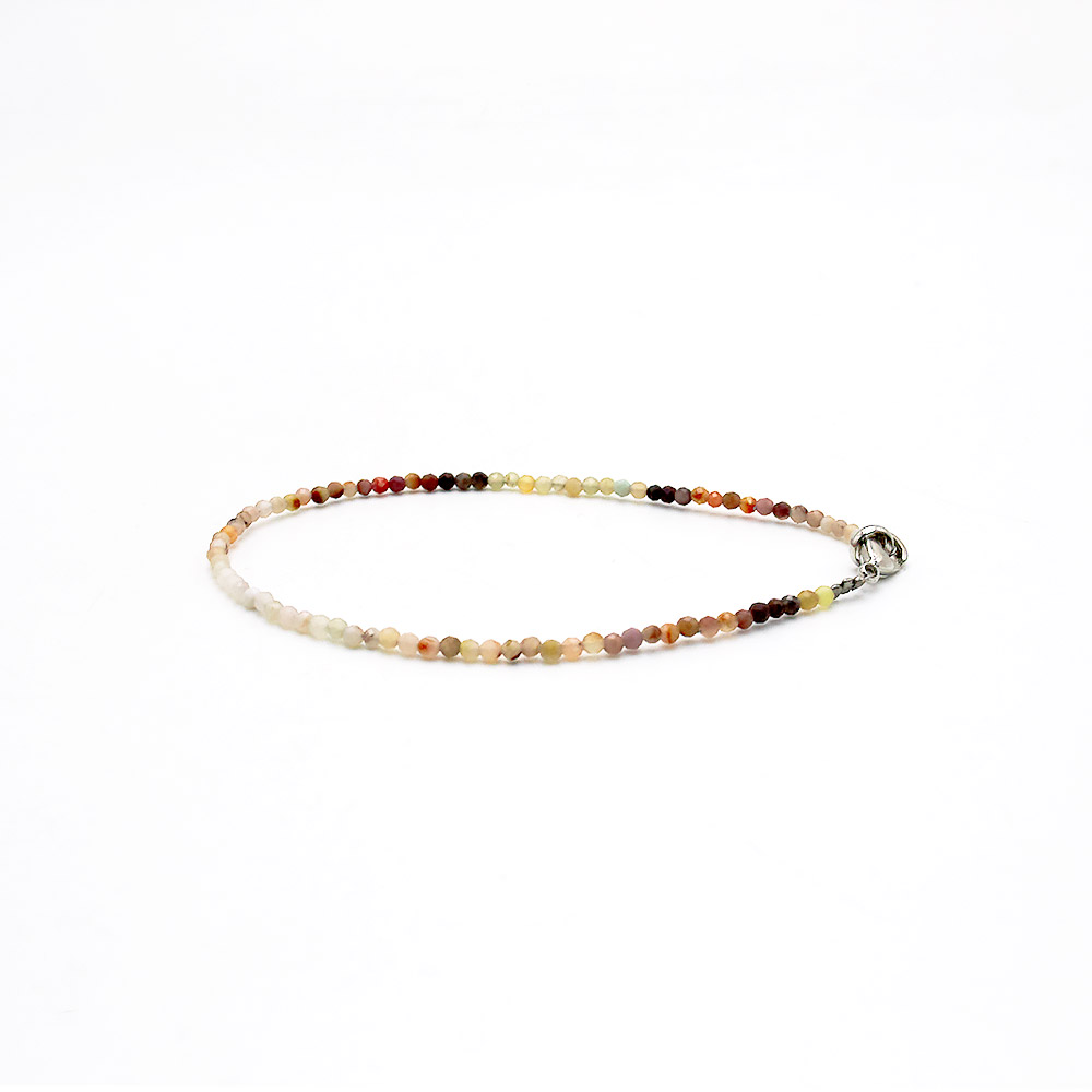 Браслет из самоцветов 2 мм грань