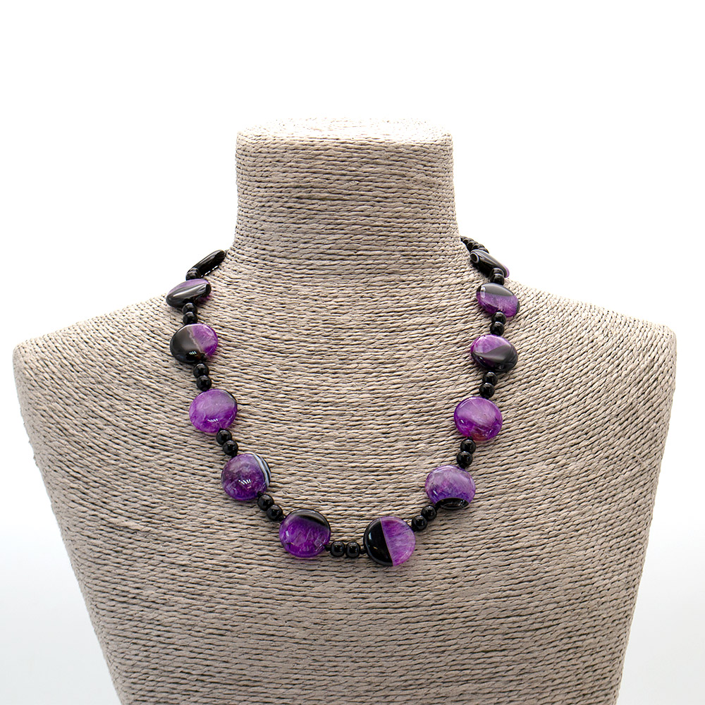 Фото товара бусы из агата с кварцем тонированным фиолетовым таблетка круглая 20 мм