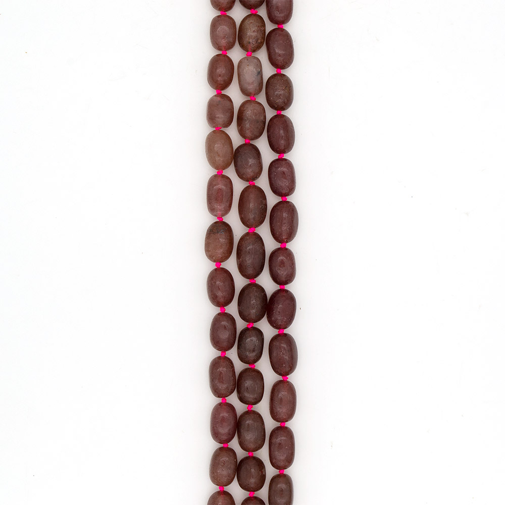 Фото товара земляничный кварц галтовка на увеличение с 19*17 до 20*13 мм