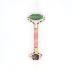 Фото товара массажер роликовый из авантюрина зеленого и аметиста с ручкой из розового кварца