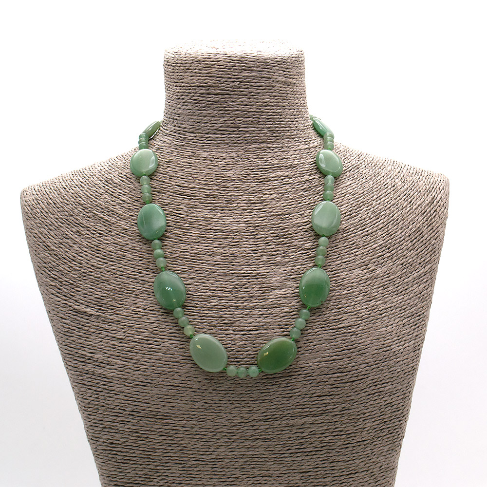 Фото товара бусы из авантюрина зеленого таблетка 28*18 мм