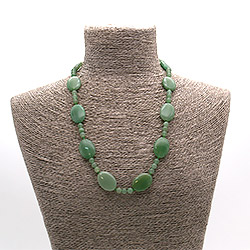 Бусы из авантюрина зеленого таблетка 28*18 мм