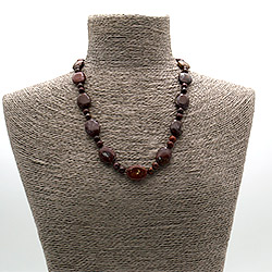 Бусы из яшмы красной таблетка