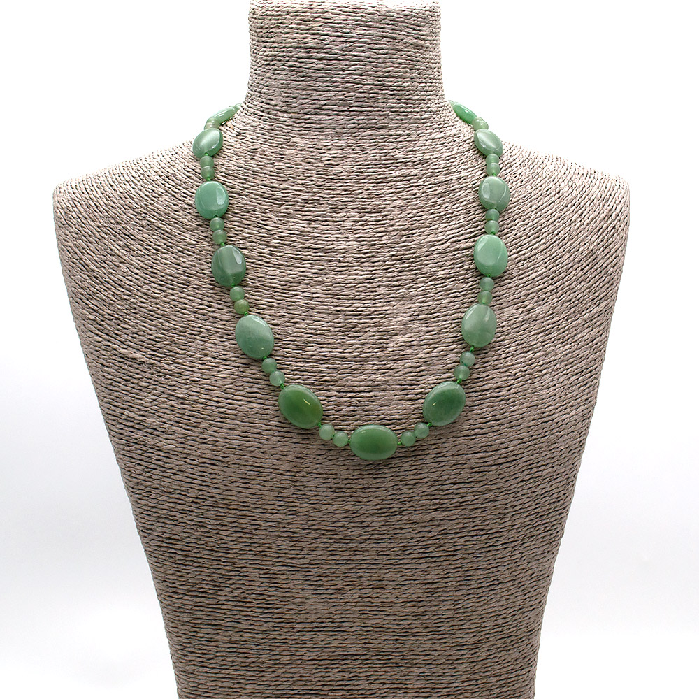 Фото товара бусы из авантюрина зеленого таблетка 20*15 мм