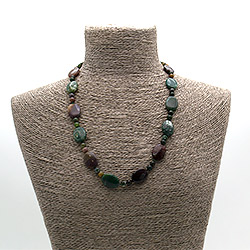 Бусы из яшмы зеленой таблетка