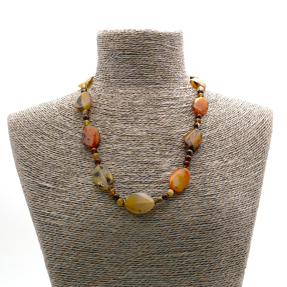 Фото товара бусы из агата коричневого таблетка витая 25*18 мм